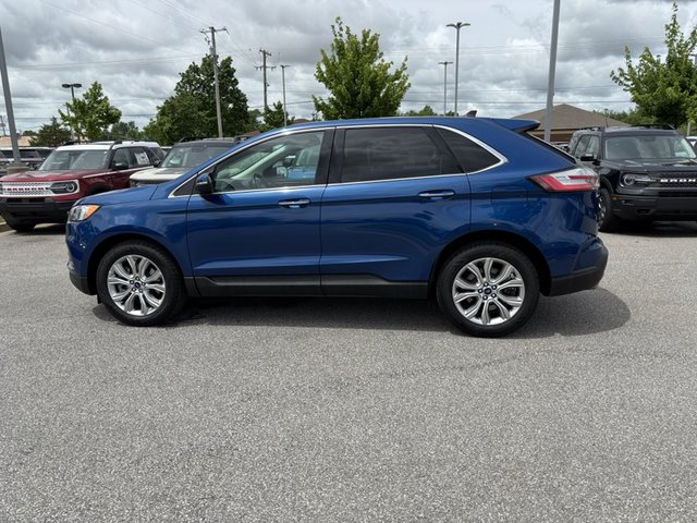 2022 Ford Edge Titanium AWD photo