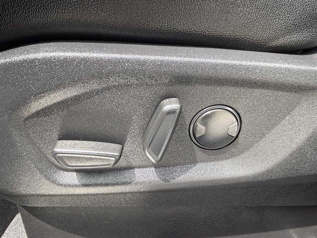 2022 Ford Edge Titanium AWD photo