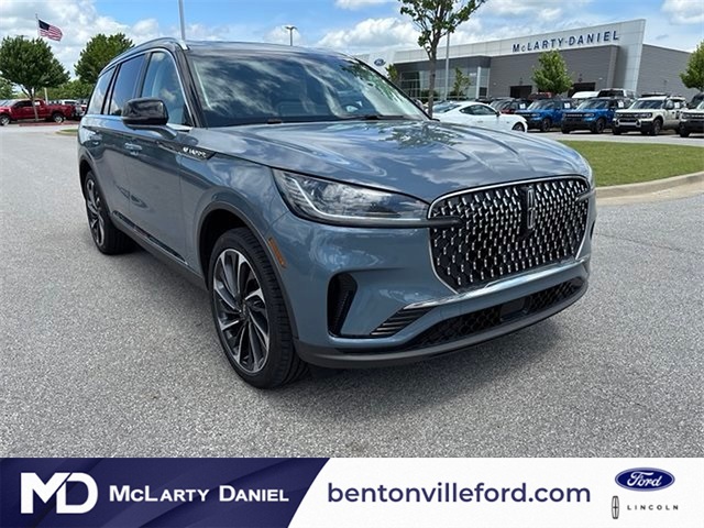 2025 Lincoln Aviator Reserve AWD photo
