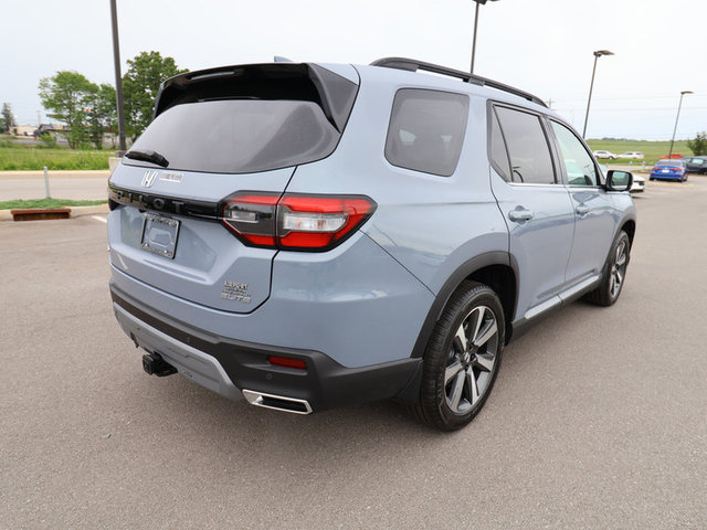 2025 Honda Pilot Elite AWD photo