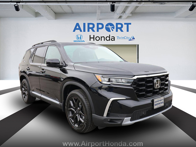 2025 Honda Pilot Touring+ AWD photo