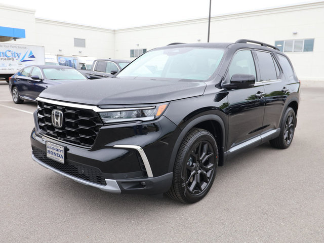 2025 Honda Pilot Touring+ AWD photo