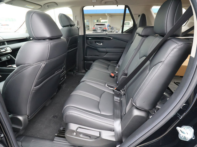 2025 Honda Pilot Touring+ AWD photo