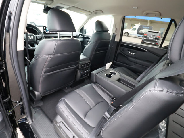 2025 Honda Pilot EX-L AWD photo