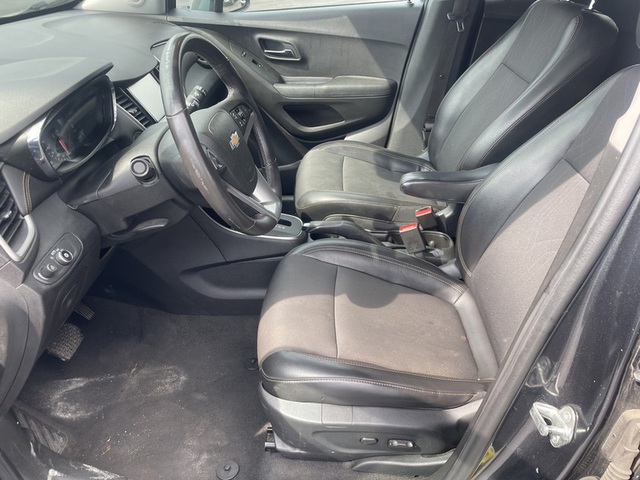 2017 Chevrolet Trax LT FWD photo