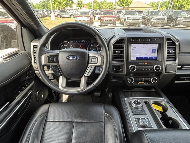 2021 Ford Expedition XLT 4WD photo