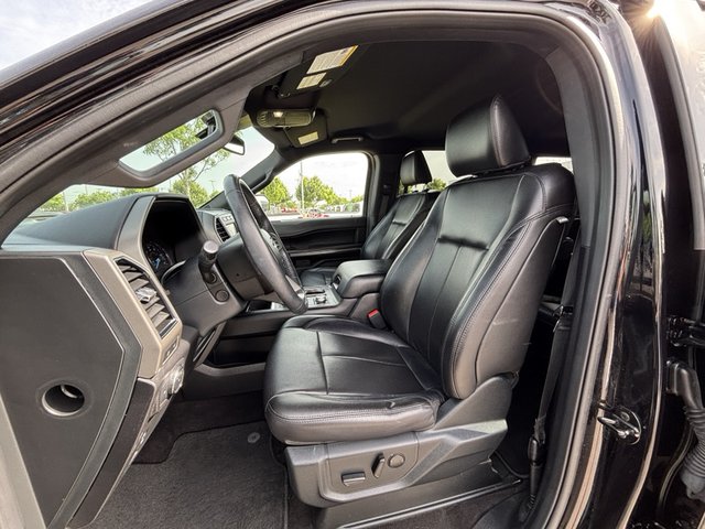 2021 Ford Expedition XLT 4WD photo