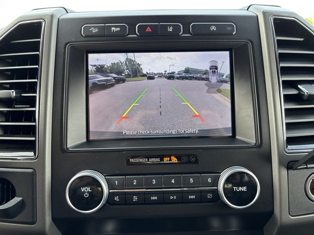 2021 Ford Expedition XLT 4WD photo