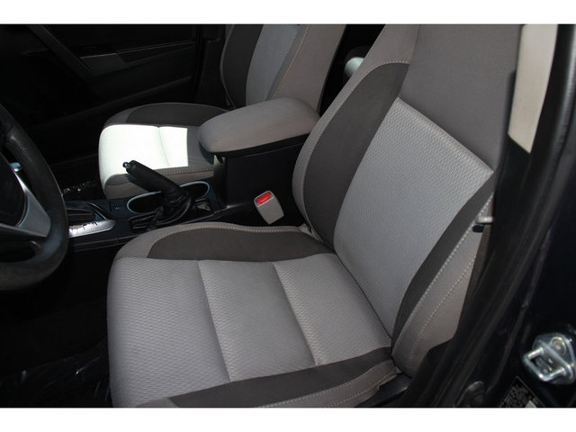 2017 Toyota Corolla LE photo