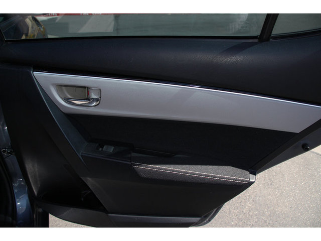 2017 Toyota Corolla LE photo