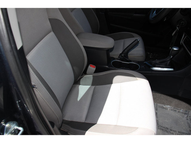 2017 Toyota Corolla LE photo