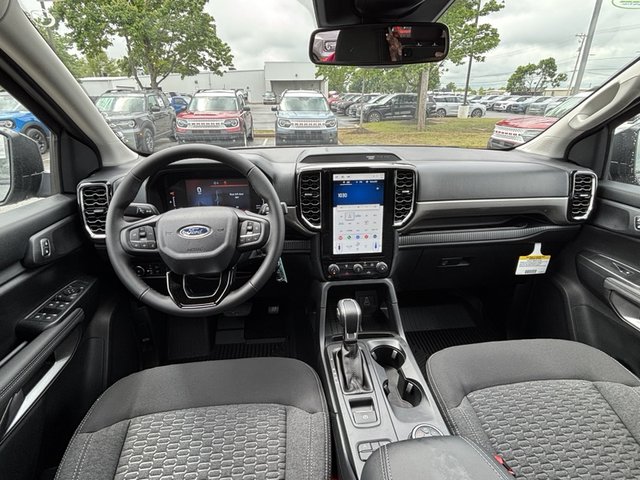 2025 Ford Ranger XLT 4WD photo