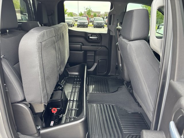 2021 Chevrolet Silverado 1500 Custom Trail Boss 4WD 147WB photo