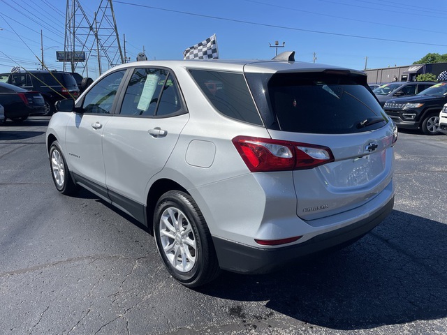 2020 Chevrolet Equinox LS w/1LS AWD photo