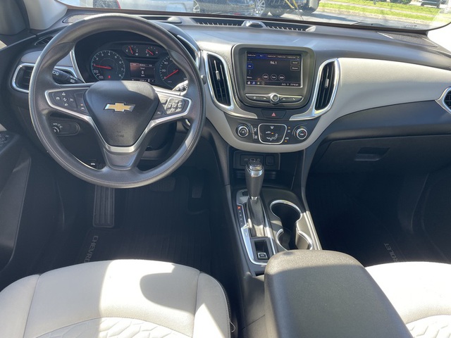 2020 Chevrolet Equinox LS w/1LS AWD photo