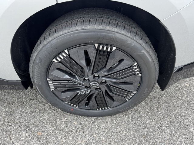 2025 Nissan Murano Platinum AWD photo