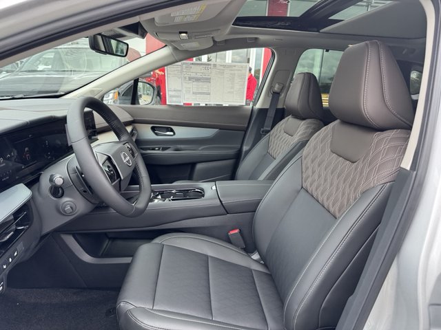2025 Nissan Murano Platinum AWD photo