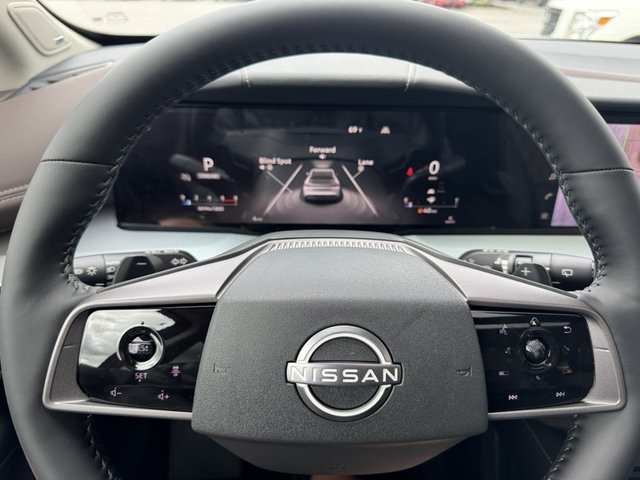 2025 Nissan Murano Platinum AWD photo
