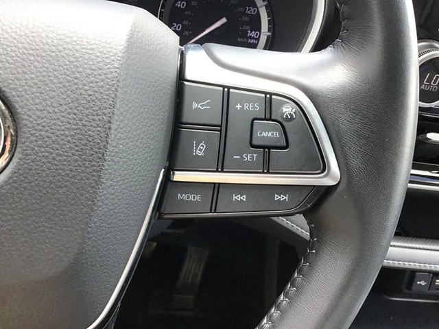 2021 Toyota Highlander XLE AWD photo