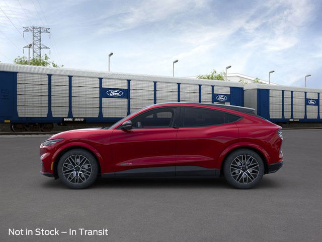 2025 Ford Mustang Premium AWD Mach-E photo