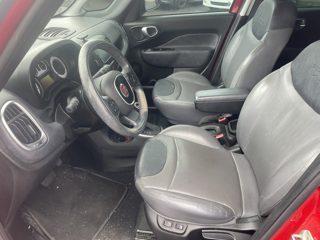 2015 Fiat 500L Lounge photo