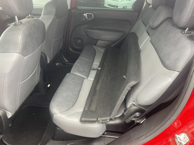 2015 Fiat 500L Lounge photo