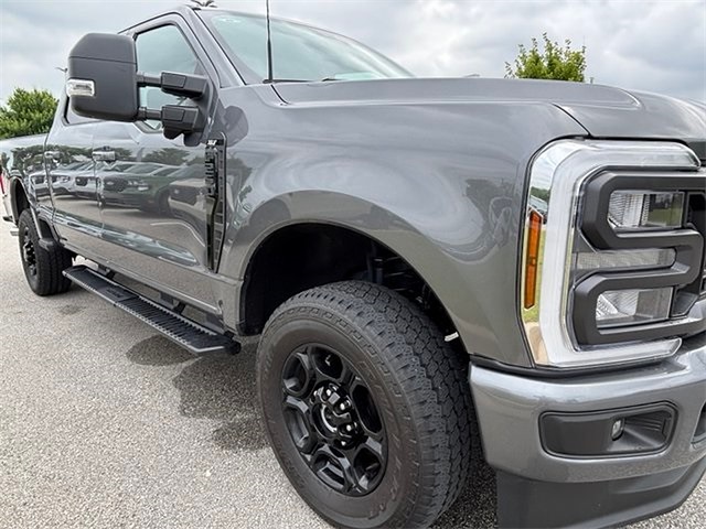 2024 Ford F-250 XLT SD 4WD 6.75ft Box photo