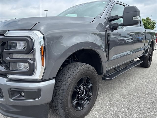 2024 Ford F-250 XLT SD 4WD 6.75ft Box photo