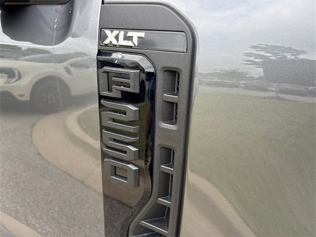 2024 Ford F-250 XLT SD 4WD 6.75ft Box photo