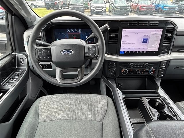 2024 Ford F-250 XLT SD 4WD 6.75ft Box photo
