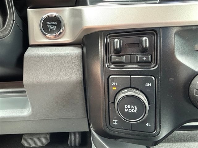 2024 Ford F-250 XLT SD 4WD 6.75ft Box photo