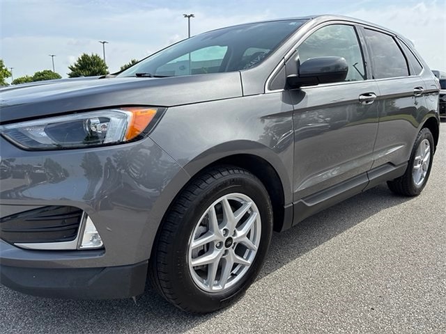 2023 Ford Edge SEL AWD photo