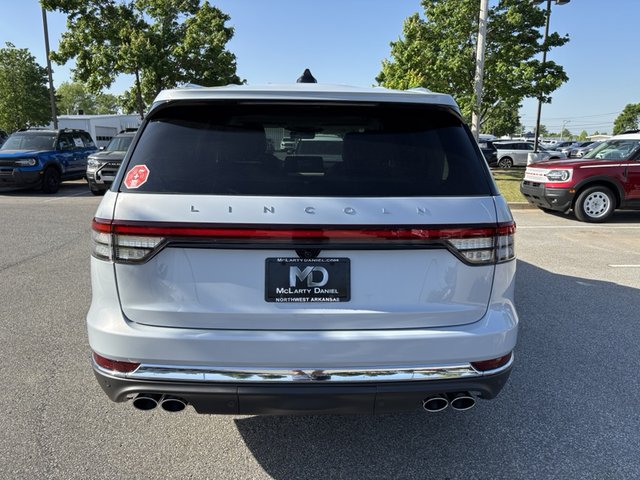 2025 Lincoln Aviator Premiere AWD photo