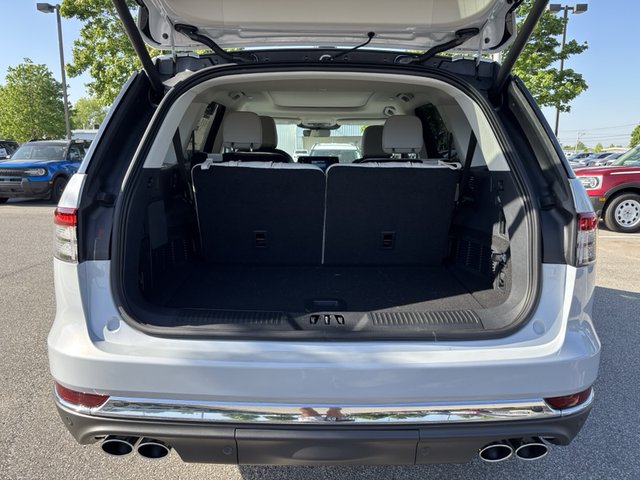 2025 Lincoln Aviator Premiere AWD photo