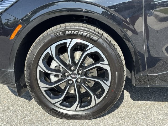 2025 Lincoln Nautilus Reserve AWD photo