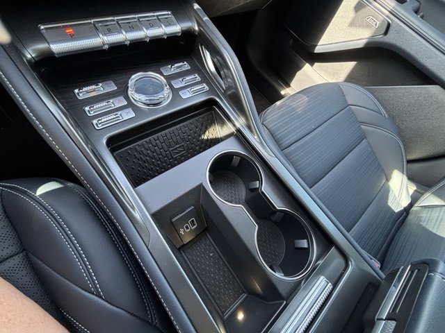 2025 Lincoln Nautilus Reserve AWD photo