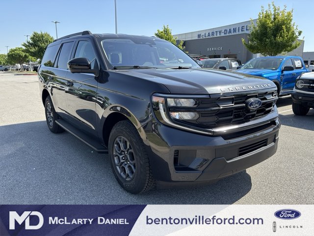 2025 Ford Expedition Active 4WD photo