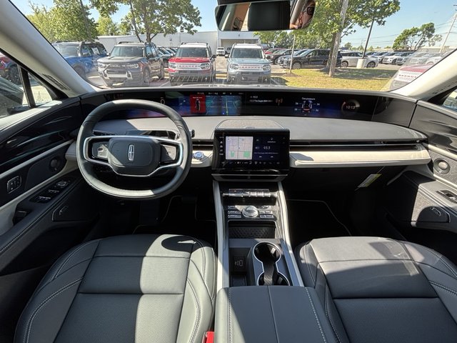 2025 Lincoln Nautilus Premiere AWD photo