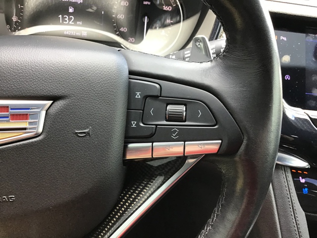 2020 Cadillac XT6 Sport AWD photo