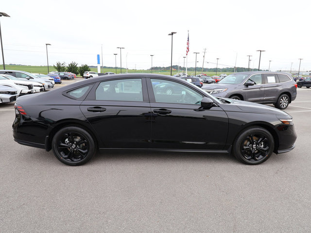 2025 Honda Accord SE photo