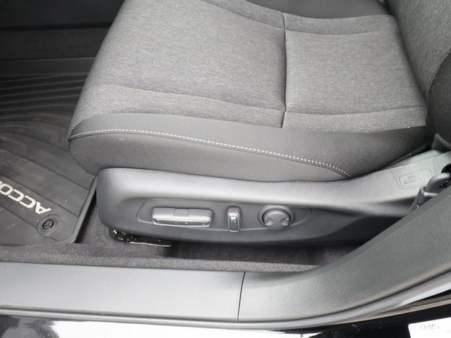 2025 Honda Accord SE photo