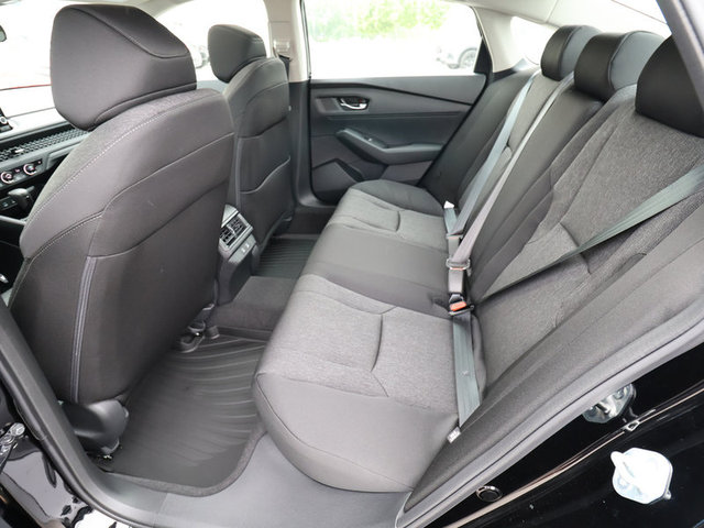 2025 Honda Accord SE photo