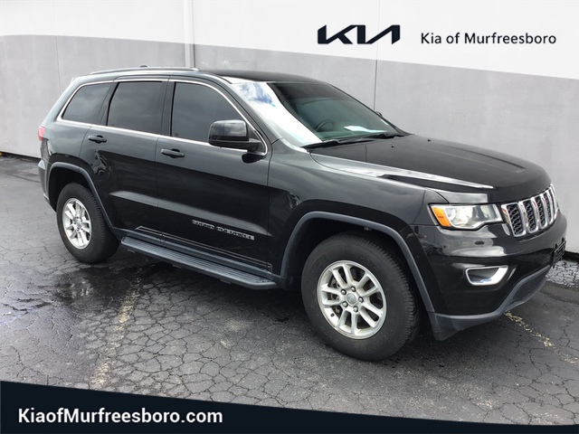 2018 Jeep Grand Cherokee Laredo 2WD photo