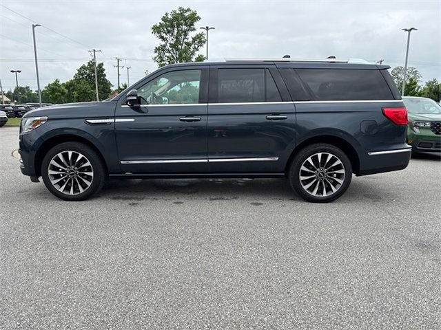 2021 Lincoln Navigator L Reserve 4WD photo