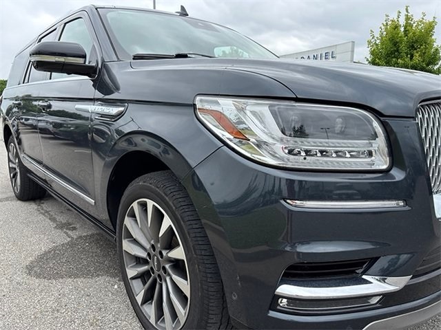 2021 Lincoln Navigator L Reserve 4WD photo