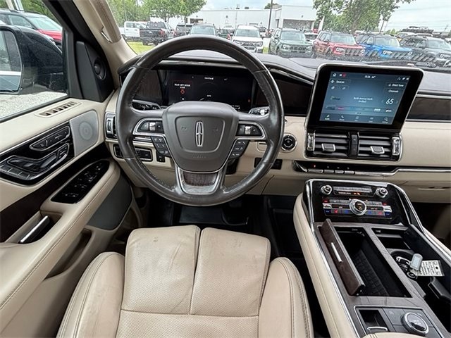 2021 Lincoln Navigator L Reserve 4WD photo