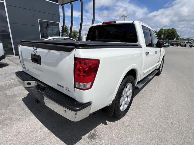 2013 Nissan Titan SV photo