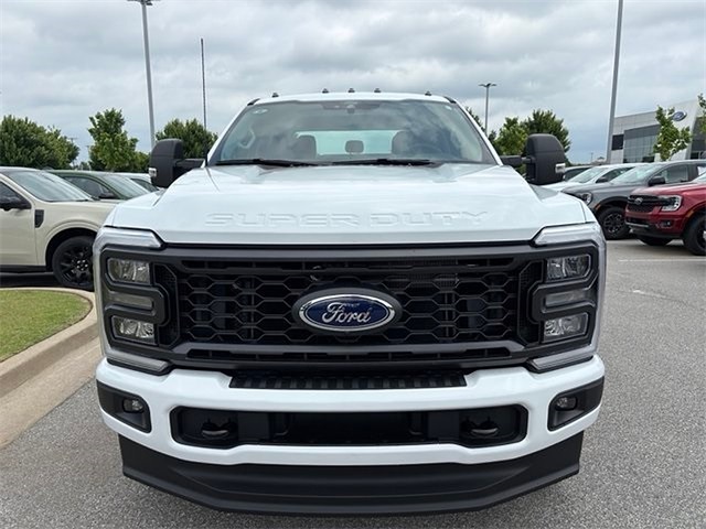 2025 Ford F-250 XL SD 4WD 6.75ft Box photo