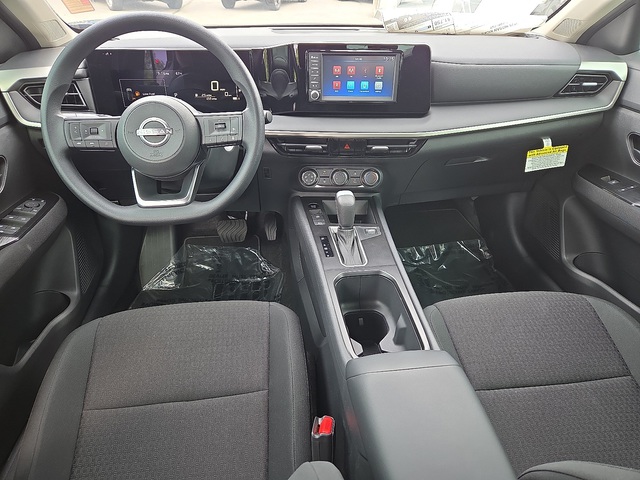 2025 Nissan Kicks S AWD photo