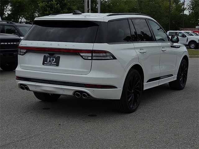 2025 Lincoln Aviator Reserve AWD photo